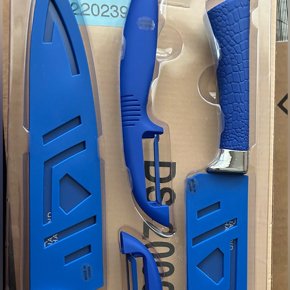 Diamond Sharp chef knife and peeler set